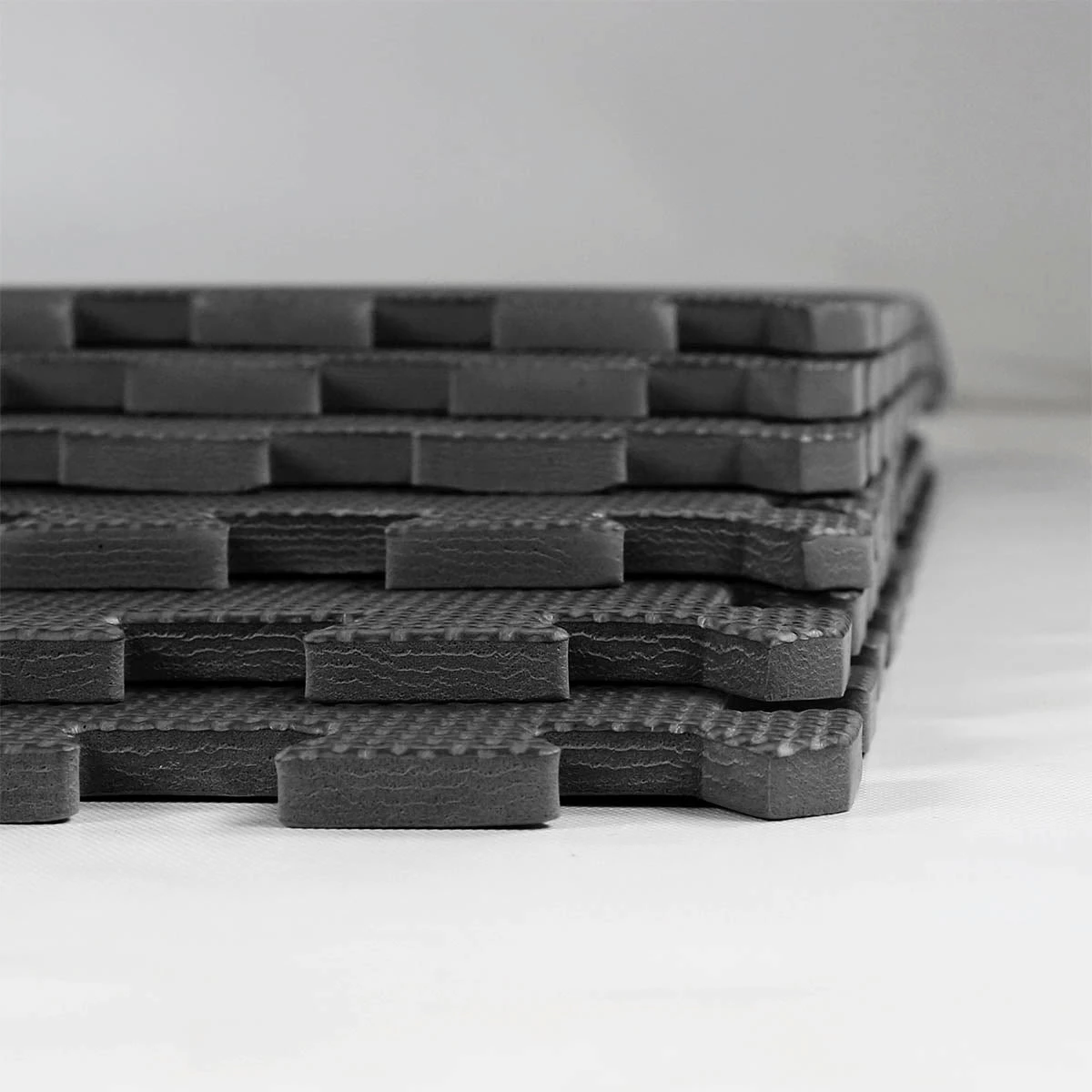 Xspec 3/8" Thick 100 Sq Ft EVA Foam Floor Exercise Gym Mats 25 Pcs, Black | 1 YEAR LIMITED WARRANTY - Image 4