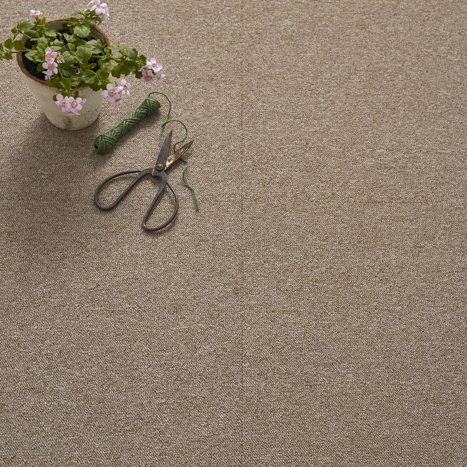 Vitrex Value Carpet Tile 500 X500mm - Beige