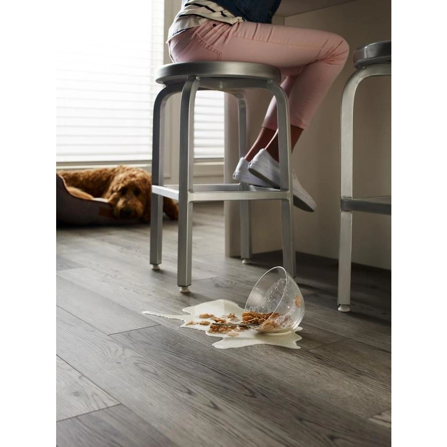 SMARTCORE 11-Piece 5-in X 48.03-in Talbot Oak Luxury Vinyl Plank Flooring - Image 6